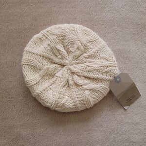 Zara Baby Cream Knitted Beret Hat Size 12-24 Months NWT